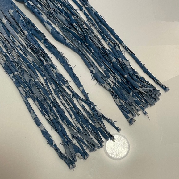 RESTOCKED! L & B Star Print Distressed Jean/Shorts - Picture 9 of 16